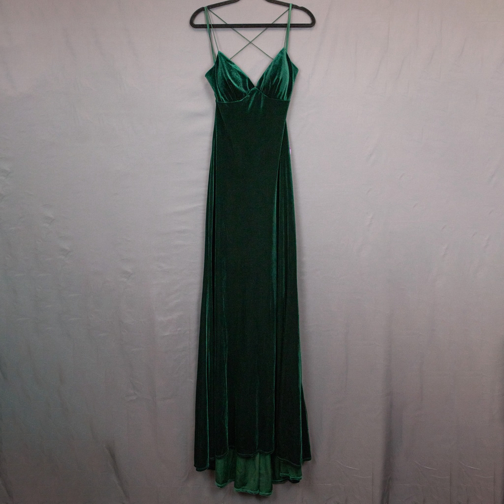 Windsor Brenda formal velvet strappy mermaid dress NWT-L